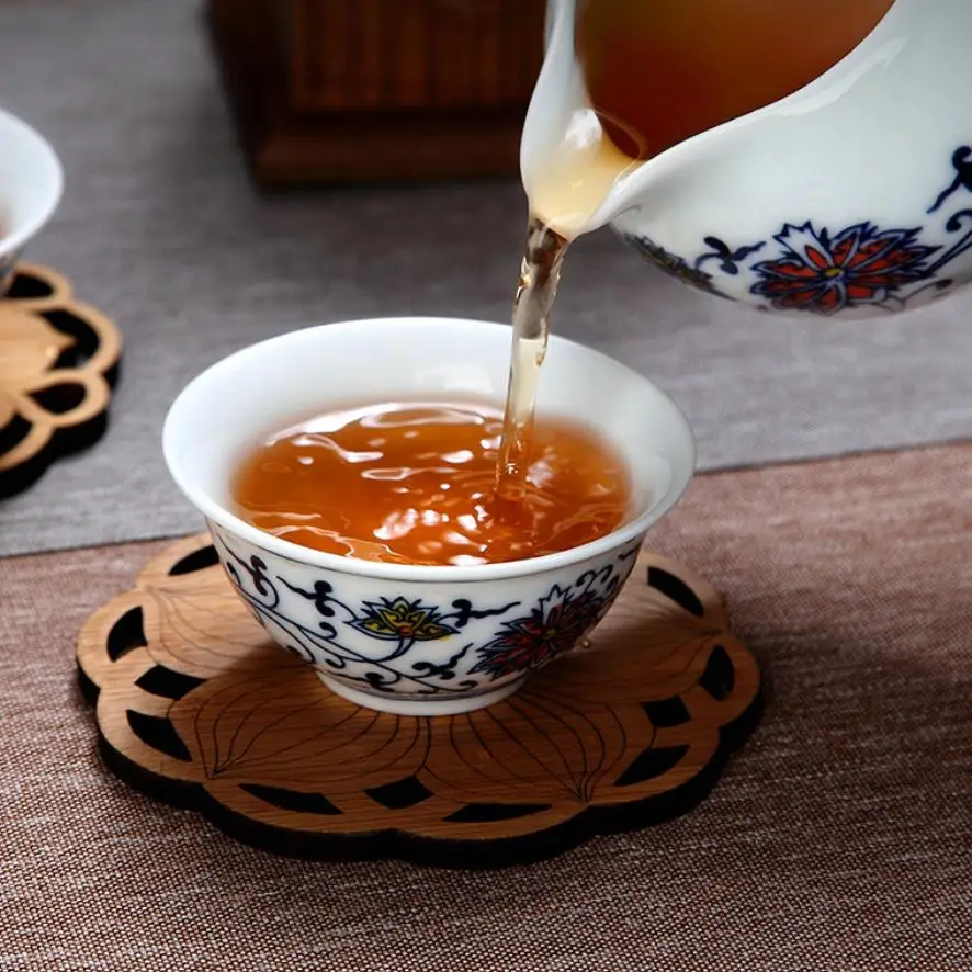 Чайная чашка King Tea Mall из сине белого фарфора с рисунком лотоса 2 вариации круглая
