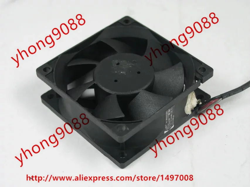 

Free Shipping For ADDA AD07012DB257300 DC 12V 0.30A 3-wire 3-pin connector 70x70x25mm Server Square Cooling Fan Free Shipping