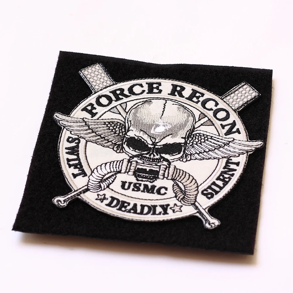 

TSNK Military Enthusiasts" FORCE RECON" Military Tactial Morale Patch Army Badge Patch Armlet Back