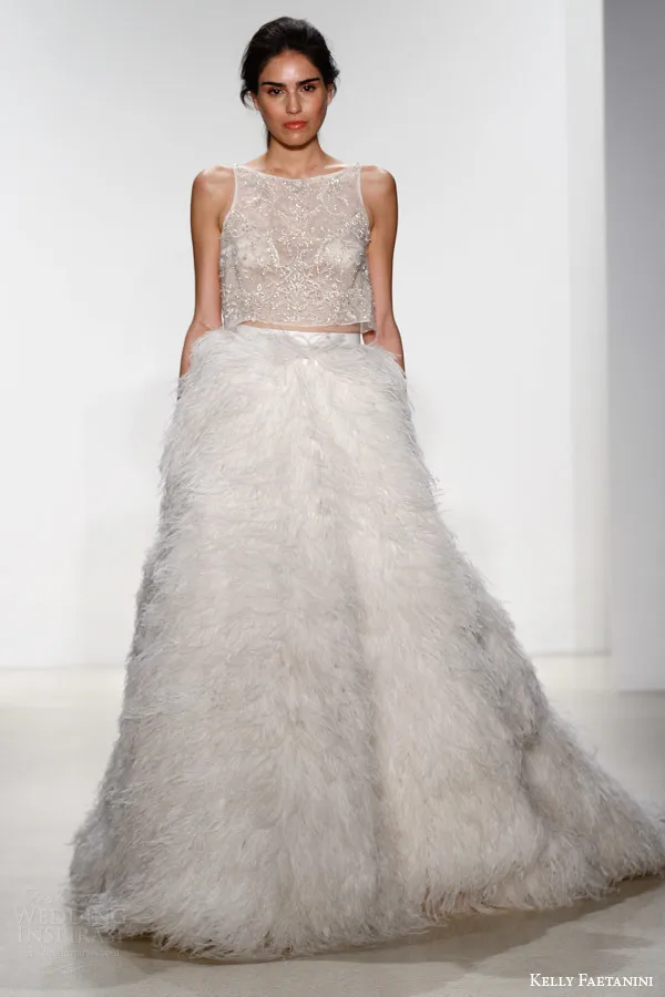 DROUOT feather silk - short bridal dress