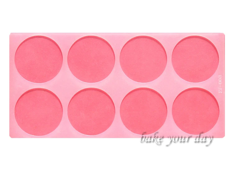 

Circular birthday cake chocolate plugin Insert silicone mold