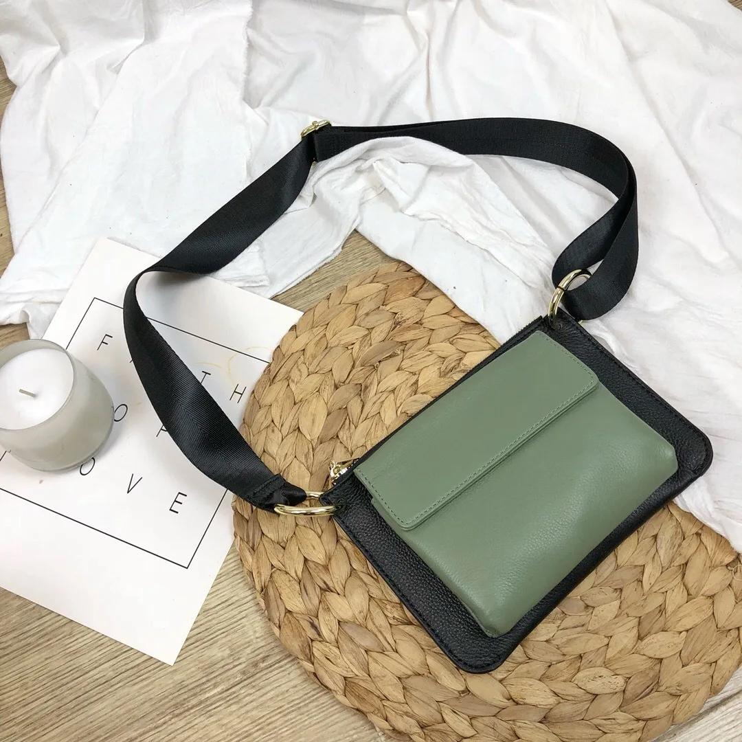 

2019 New coloring wide shoulder strap envelope bag leather women's bag hundred casual shoulder crossbody bag