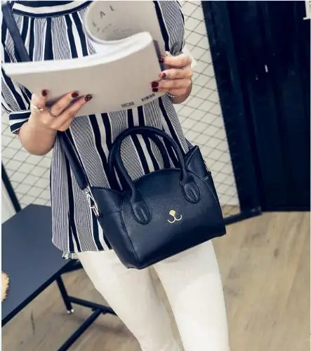 Crossbody Bag Women Handbags Leather Shoulder Bag Pu Crossbody Bag Straw Crossbody Bag Shoulder Bag Female Package Japan And South Korea Toothpick Pattern Female Package Handbag Messenger Bag Cat Wings z805