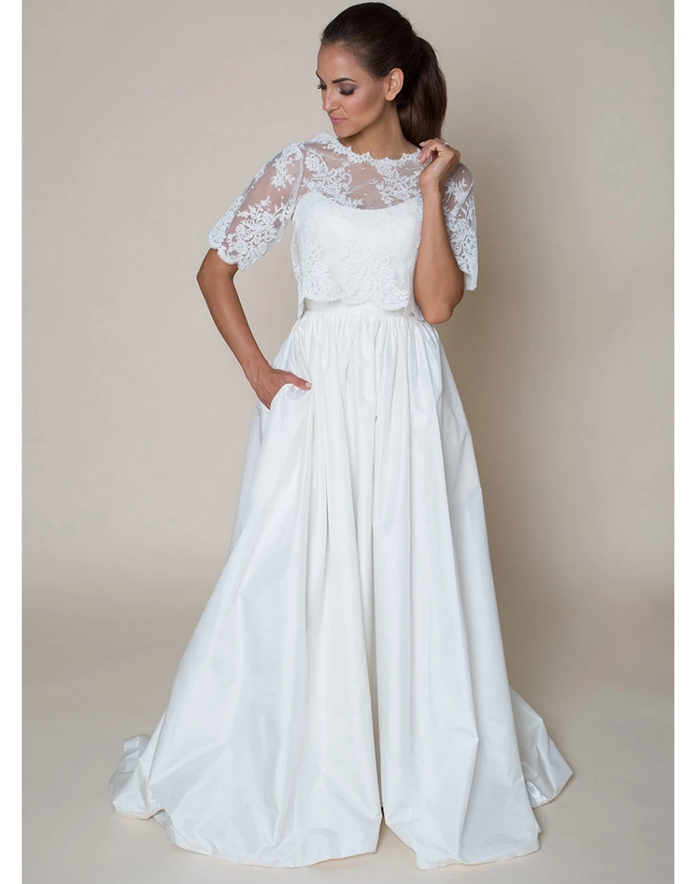 plus size wedding dress with pockets