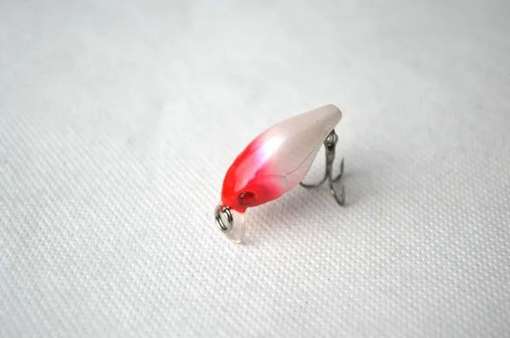 Pesca 5pcslot  2.5g 3cm topwater 0.1-0.5m depth artificials for japan mini Fishing hooks eyes Crankbait Cranks lures Baits bite (7)
