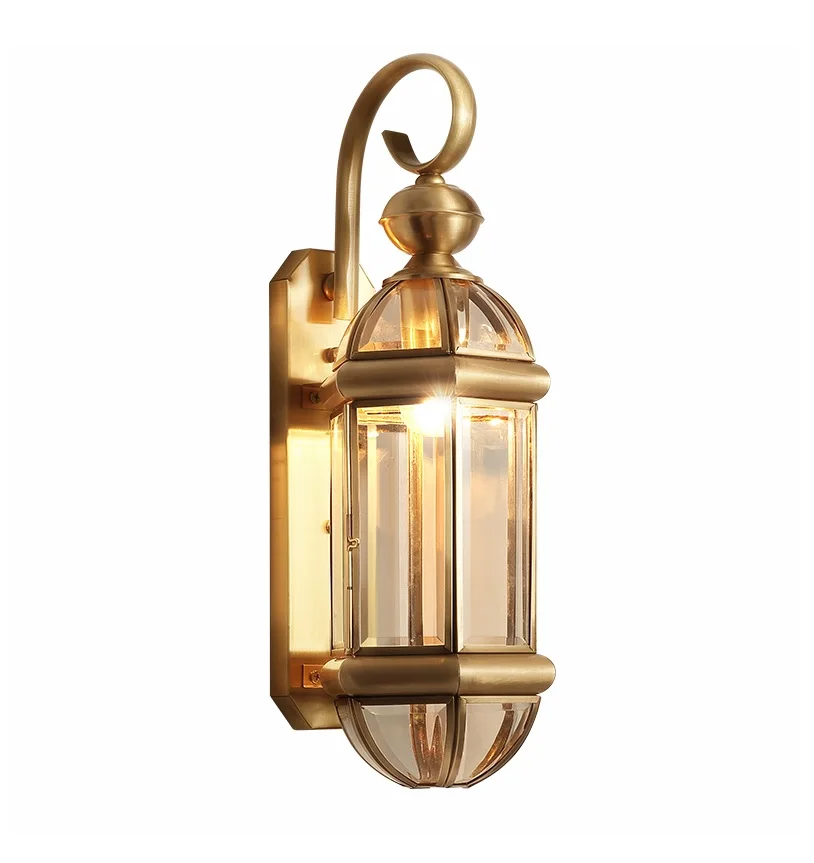 

40cm High Brass Wall Lamp / London Design / Glass Shade