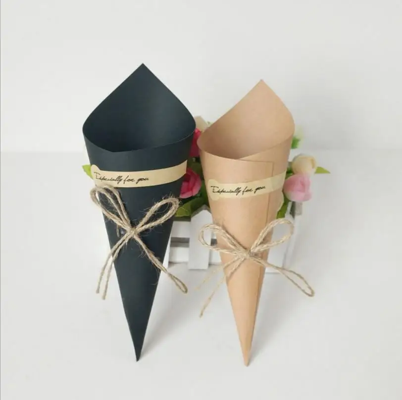 

Wedding Paper Cones Box Candy Box 50pcs Wedding Favors and Gifts Marriage Embalagem Gift Box Packaging Craft Paper