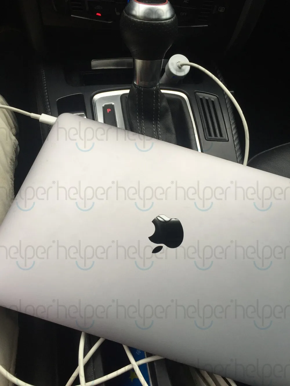 Мировой дебют мини 14,5 в 2 а 29 Вт автомобильное зарядное устройство Автомобильный адаптер USB-C для MacBook retina 1" с 5 в 2 А USB