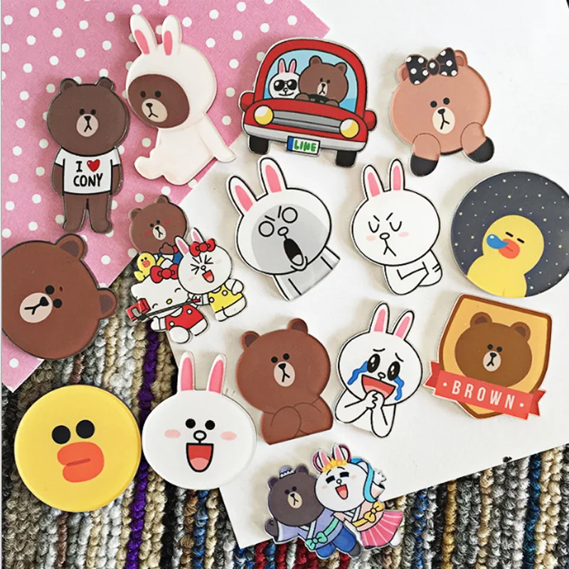 

4PCS Cartoon bear Icons Acrylic Badges for Backpack Badges Clothes Plastic Badge Kawaii Pin brooch Badge