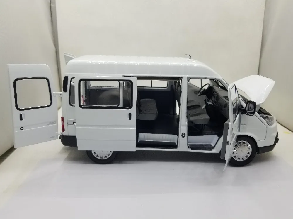 1:18 литая под давлением модель для Ford JMC Teshun Transit белая MPV Игрушечная машина из сплава миниатюрная коллекция подарок грузовик фургон