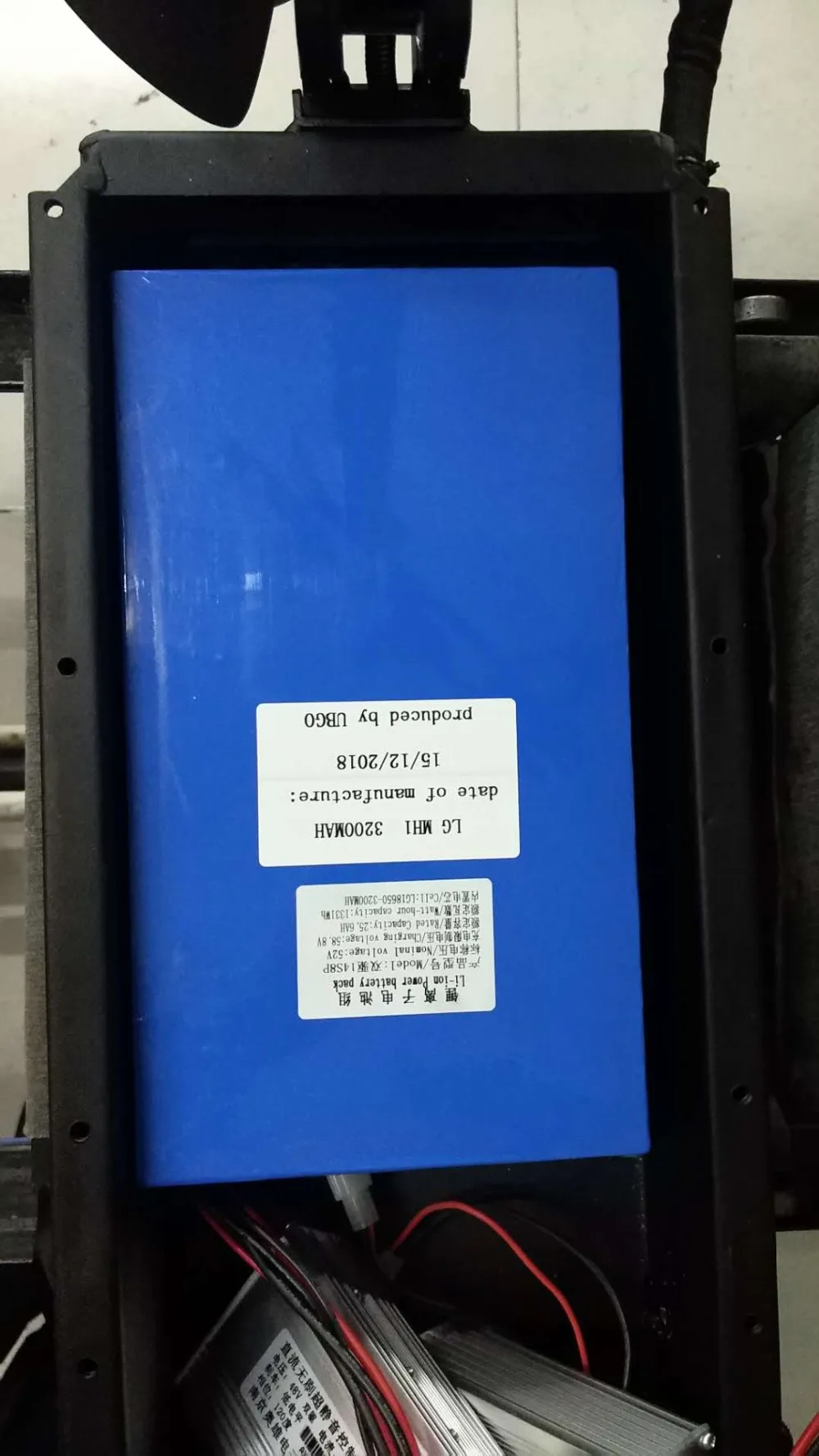 Clearance UBGO 1005 Plus 52V LG Battery Double Driver Motor Powerful Electric Scooter 10 Inch E-Scooter 2 Clearance UBGO 1005 Plus 52V LG Battery Double Driver Motor Powerful Electric Scooter 10 Inch E-Scooter 2