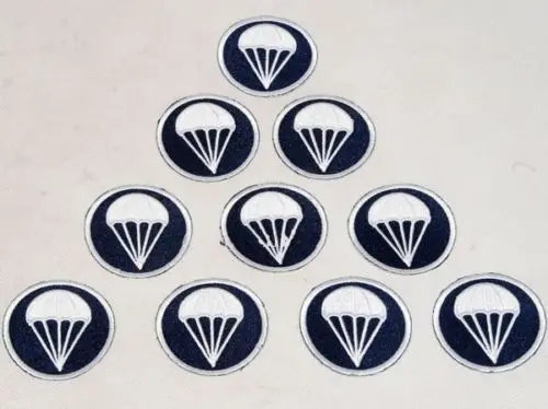 10 PCS WWII WW2 US AIRBORNE PARATROOPER GARRISON CAP BADGE INSIGNIA - World military Store | Спорт и развлечения