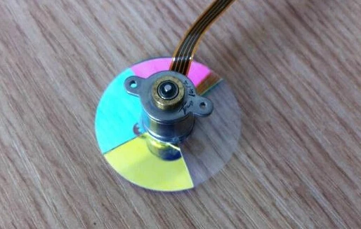 

New For Toshiba TDP-T45 TDP-TS20 DLP Projector Color Wheel 4 segment 35mm