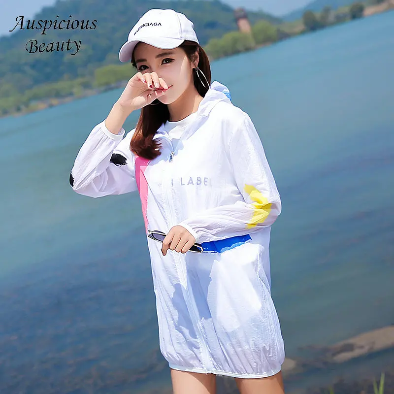2018 Summer Coat Women Sun Protection Hooded Jackets Lady Printed Loose Outerwear Female Casual