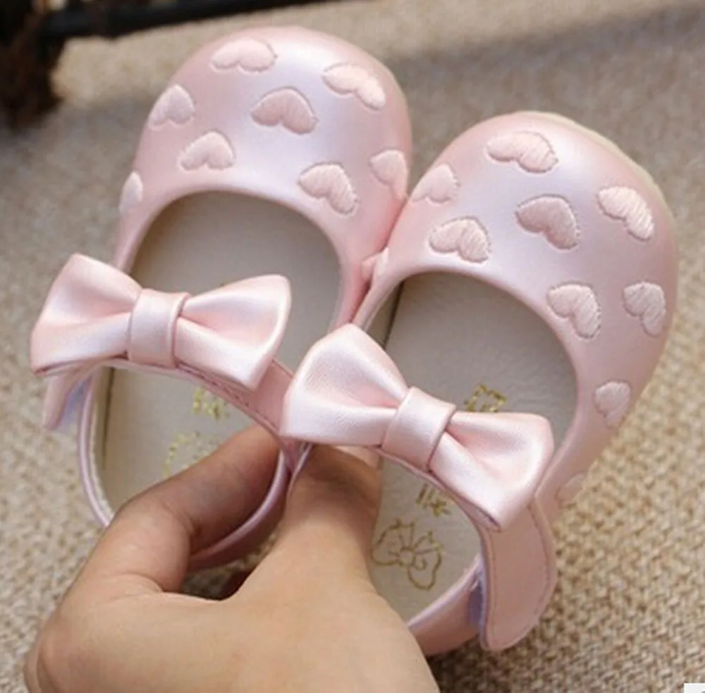 

baby girls shoes PU mary jane walker shoes for little princess spring summer autumn wedding hearts embroidery bowties SandQ baby