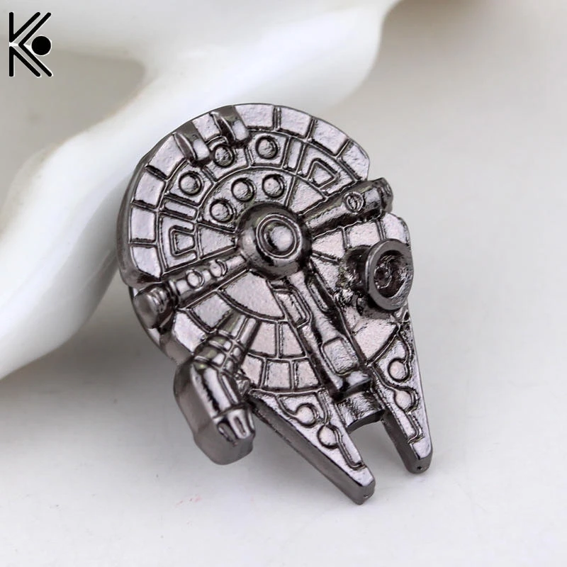

Birthday gift Star Wars Jewelry Falcon Shape Pin Brooch High quality golden Clothing Accessory lapel pin men Gift