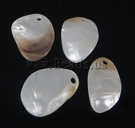 Free shipping!!!Natural Black Shell Pendants Western Jewelry 21-28x34-38x4-6mm Hole:Approx 4.5mm 50PCs/Bag Sold By Bag | Украшения и