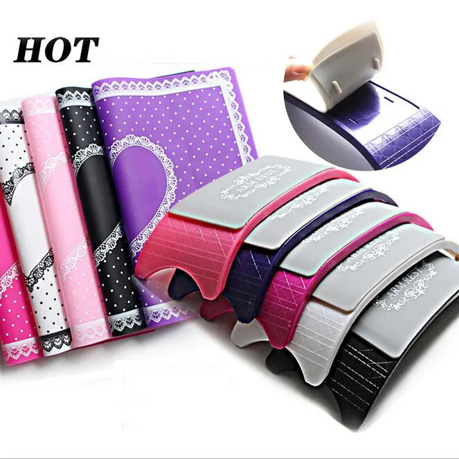 

1pc silicone Nail Art Hand Pillow and table mat nail art equipment manicure tool Manicure Clean Cute Foldable nail tools