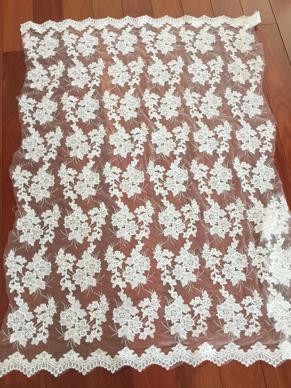 

High-grade luxury heavy bead sequins embroidery lace fabric wedding dress DIY accessories 1 Yard beading flowers lace for gowns