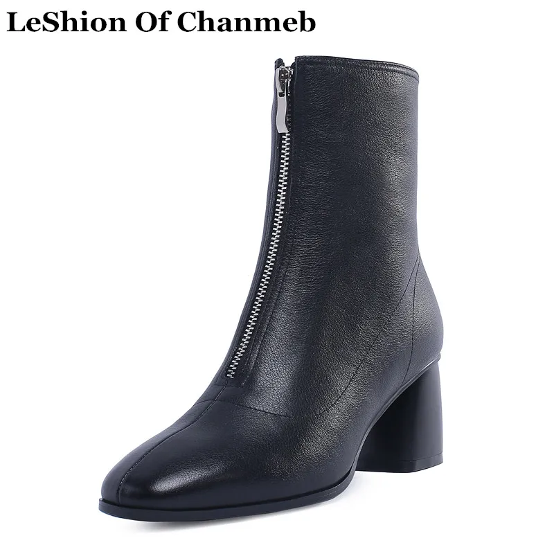 

2019 soft leather biker boots front zipper black white autumn winter dress shoes women plus size ankle boots lady leather bootie