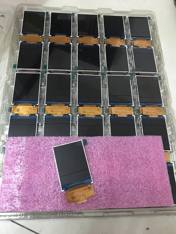 

2.4 inch 240x320 4-wire SPI TFT LCD Serial Port display 3.3V ILI9341 without touch panel 18pin wide visual STM32 raspberry Pi
