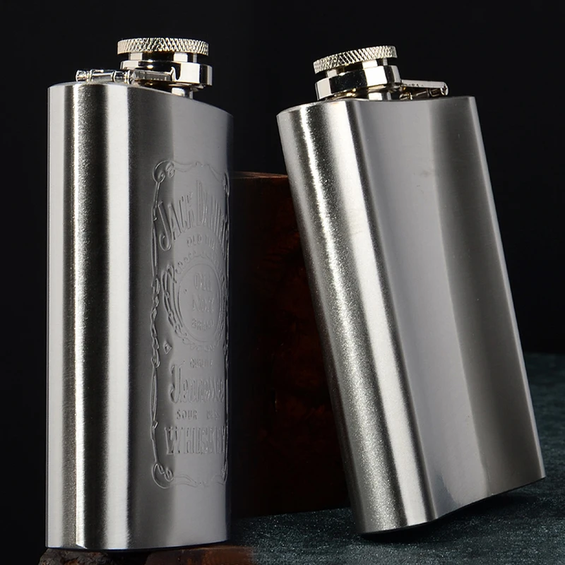 

New Portable 7oz Stainless Steel hip flask with Box as Gift Whiskey Honest Flask Bottle Mug Wisky Jerry Can