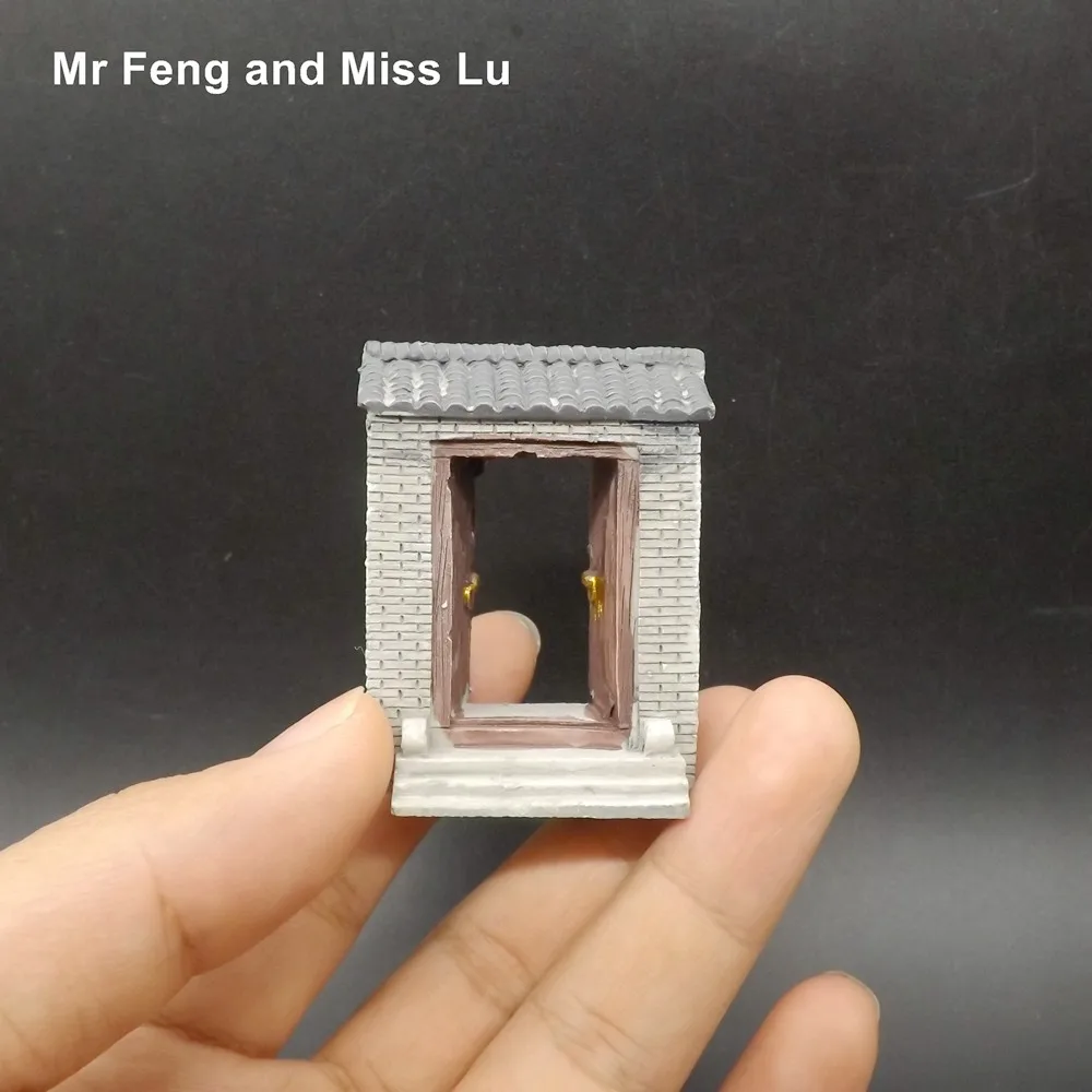 

Chinese Culture Vintage Door Small Resin Crafts Model Toy Kid Learning Game