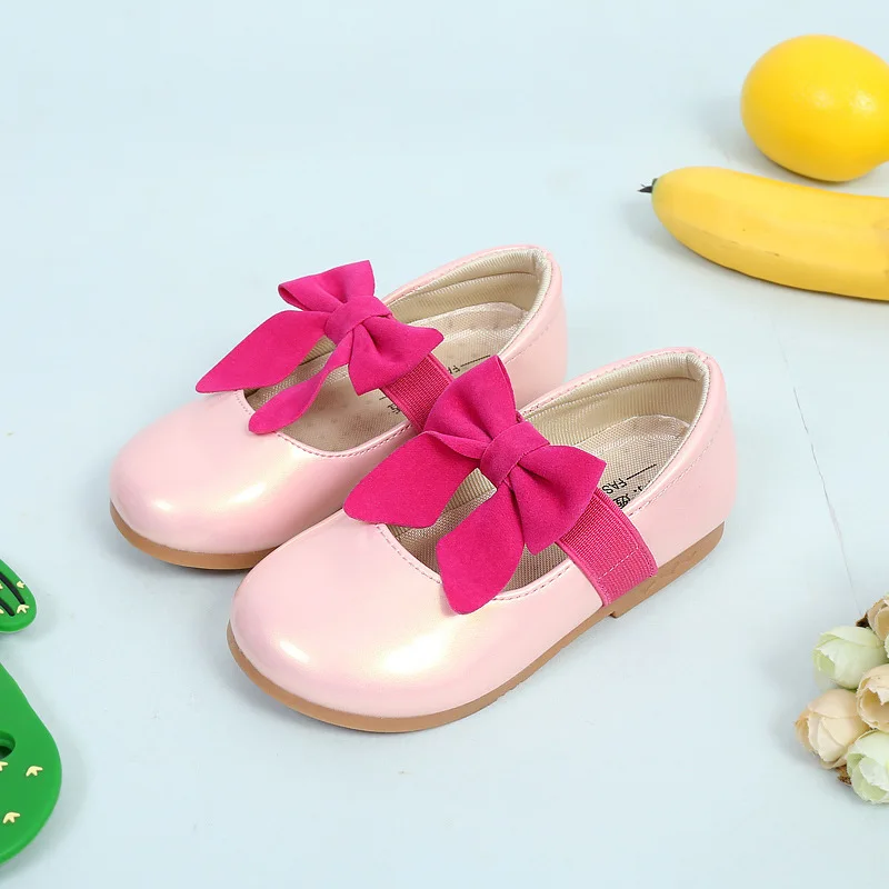 Girls Summer Kids Children Sandals Bowknot Fashion Princess Shoes 2019 Slip On Kids Flats Leather Shoes For Dance Wedding Party Girls Summer Kids Children Sandals Bowknot Fashion Princess Shoes 2019 Slip On Kids Flats Leather Shoes For Dance Wedding Party