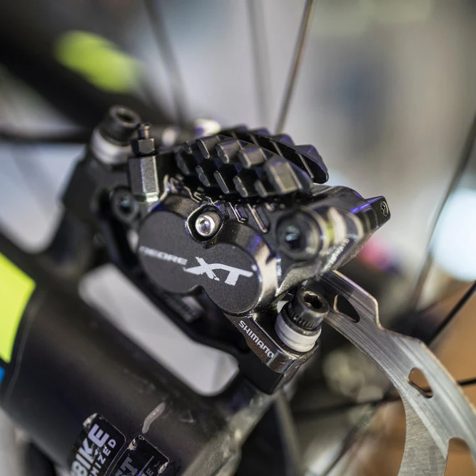 Shimano DEORE XT BR M8020 + BL M8000 