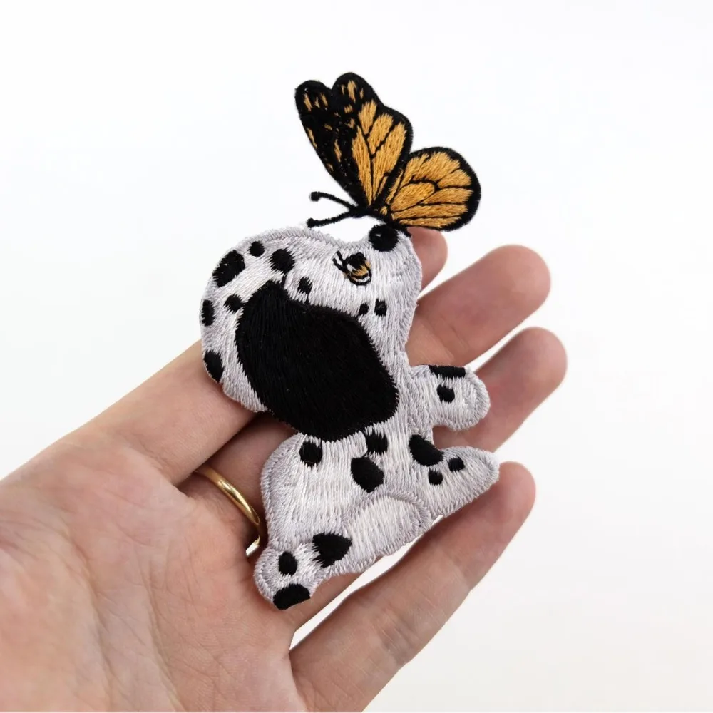 dog and butterfly embroidery patches for clothes 1