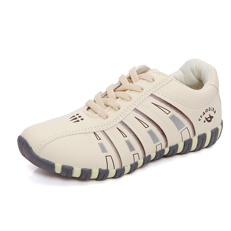 Prix pour 2016 Femmes Beige Sneakers Automne Printemps En Plein Air Femme PU Chaussures de Course ShoesA38 Femmes Sport Lacent Chaussures Plus La Taille 35-41 Prix pour 2016 Femmes Beige Sneakers Automne Printemps En Plein Air Femme PU Chaussures de Course ShoesA38 Femmes Sport Lacent Chaussures Plus La Taille 35-41