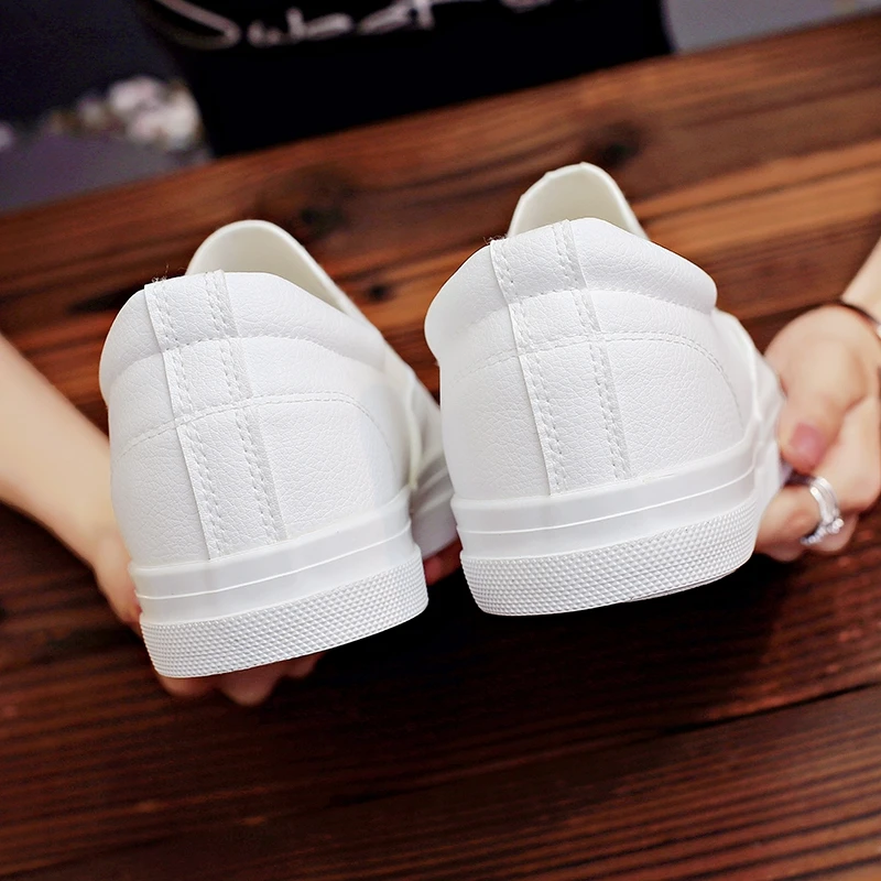 Ceny ZYYZYM męskie buty wiosna i skóra ekologiczna na jesień Slip On lekkie oddychające modne trampki buty wulkanizowane