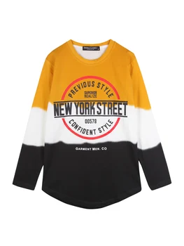 

Long sleeve sweater with lettering