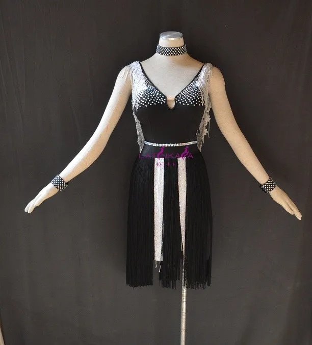 

KAKA-L1566,Black Velvet Women Dance Wear,Girls Fringe Latin Dress,Salsa Dress Tango Samba Rumba Chacha Dress,Dance Latin dress