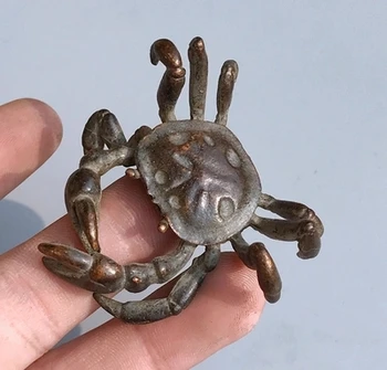 

Ornaments of Fengshui copper crabs.