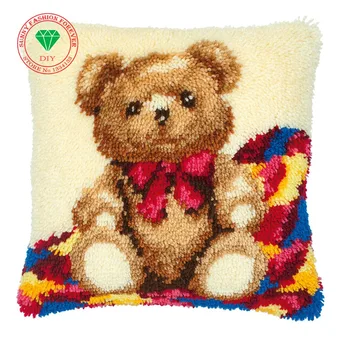 

Diy pillowcase Yarn Embroidery Cross Stitch Kit Cushion Pillowcase set DIY Needlework Embroidery Set Home Decoration Gift Bear
