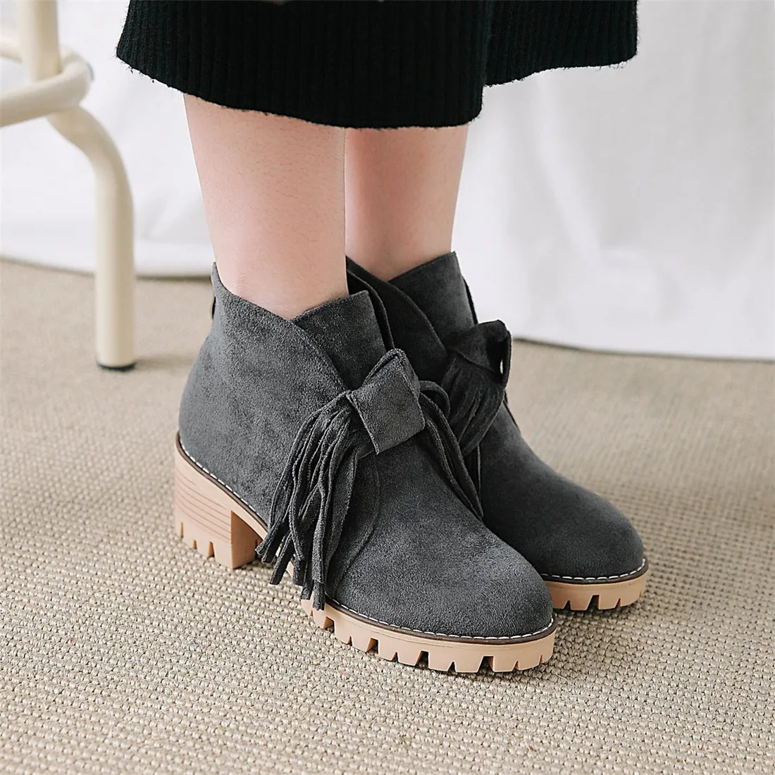 

SARAIRIS plus size 34-43 Zip Up Fringe Ankle Boots Woman Shoes Women Wholesale Chunky Heels Platform Shoes Woman Boots