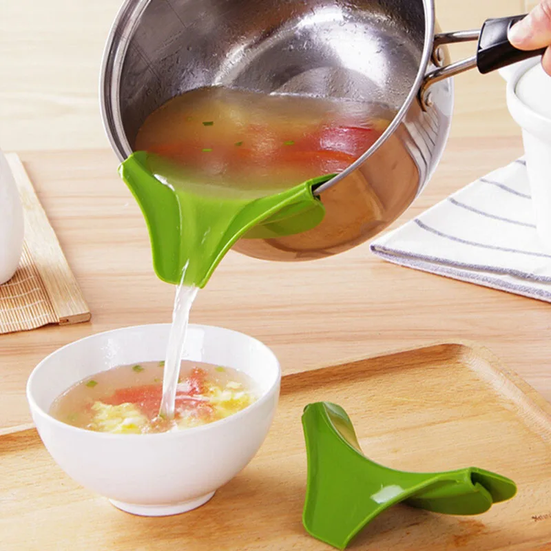 

Silicone Liquid Funnel Diversion Mouth High Quality Kitchen Tools Anti-spill Round Edge Creative practical Pour Soup Tool 1pcs
