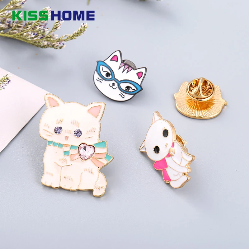 

Cartoon Enamel Pins Couple Brooch Accessories Boutonniere Cute Cat Animals Oil Brooches Mini Badge Gift for Girl Women Lovers