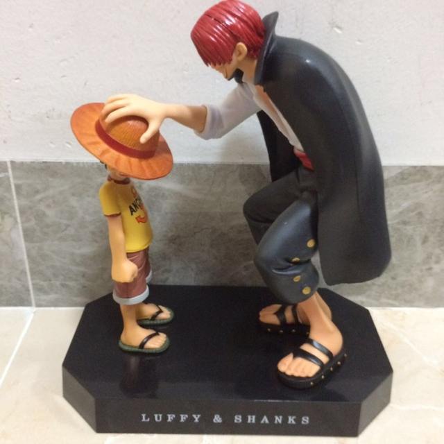 Luffy Shanks Figures (2 Colors)