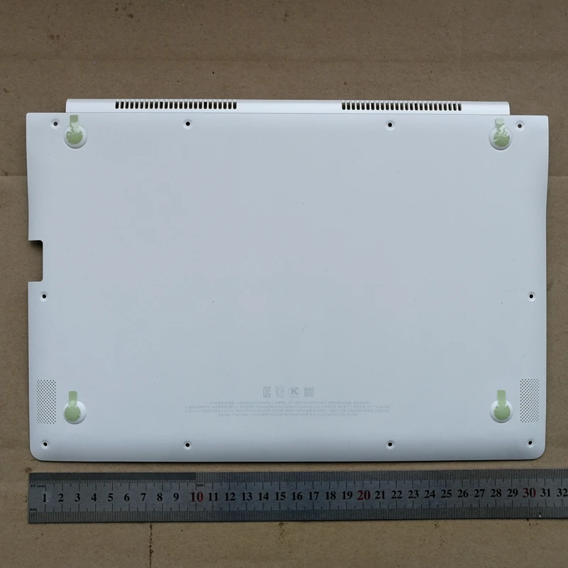 New Laptop Bottom Case Base Cover For Samsung Nt900x3b 900x3j 900x3b