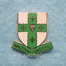 Пользовательский логотип с крестом жесткие эмалевые штифты значок без MOQ