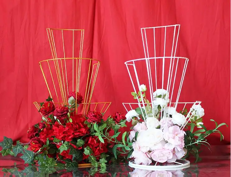  Wedding props welcome area layout wedding tieyi road lead decoration tieyi spiral flower rack main 