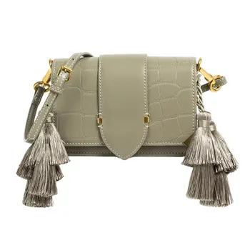 

Fashion Tassel Small Square Bag Female 2019 New Crocodile Pattern Niche Design Shoulder Messenger Bag
