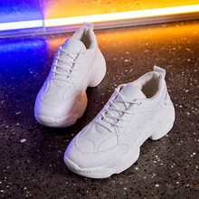 Moxxy New Spring Fashion Lady Casual White Shoes Women Sneaker White Leisure Thick Soled Shoes Flats Cross-tied Lace Up Soft mycolen 2018 new arrival fashion leisure white shoes men sneaker shoes lace up cross strap shoe breathable calzado hombre