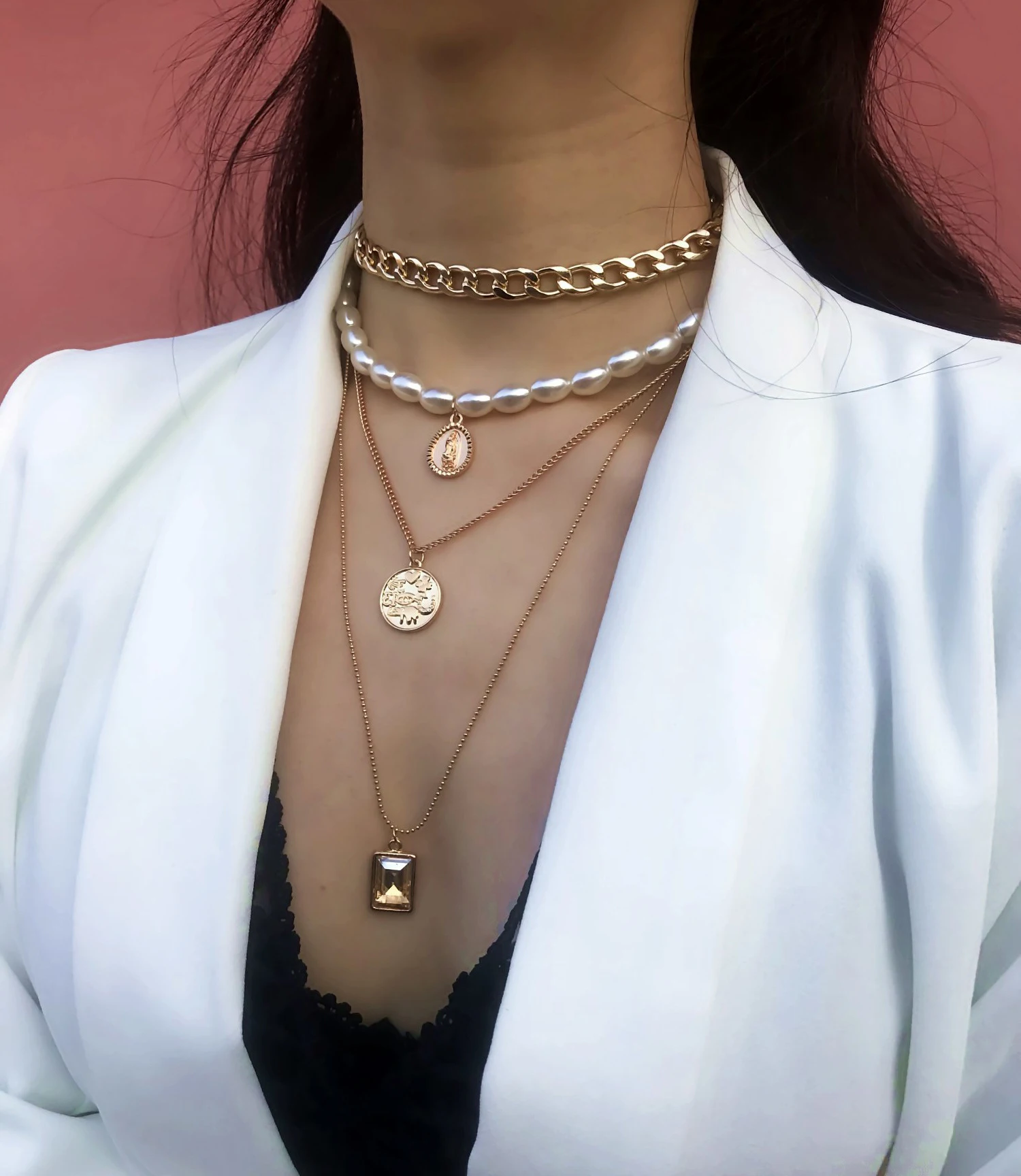 

Oly2u Collar Necklace Shell Choker Necklace for Summer Beach Punk Multi Layered Pearl Choker Necklace Handmade jewelry