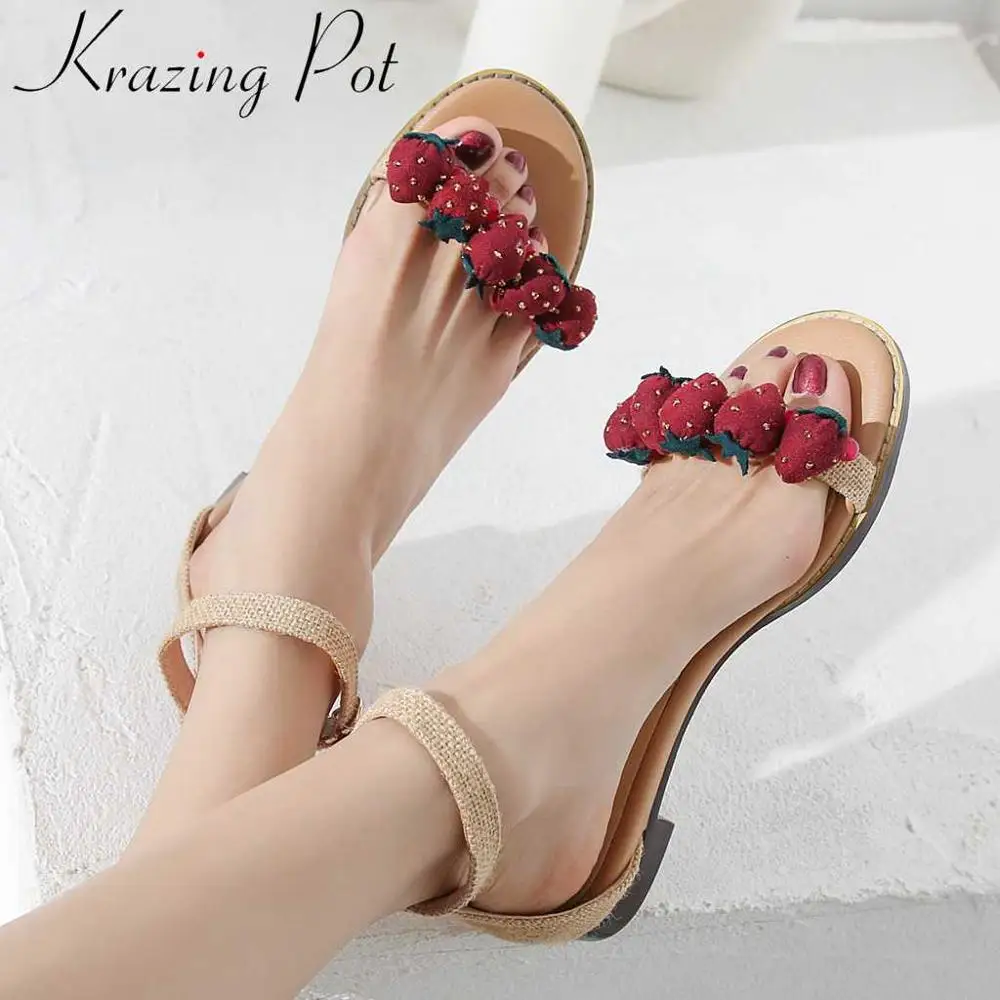 

Krazing Pot cute Strawberries decoration peep round toe buckle strap flat with fairy preppy style sweety girls fairy sandals L26