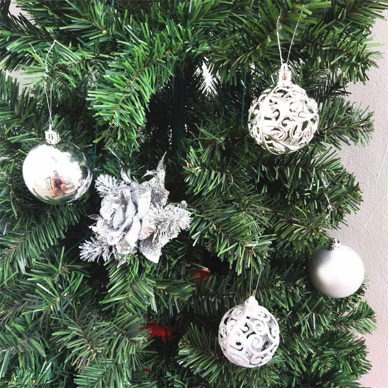 24 piezas de pintura de plástico plateado encantadores adornos de árbol de Navidad bolas de fiesta congelada colgante vacaciones y decoración del hogar