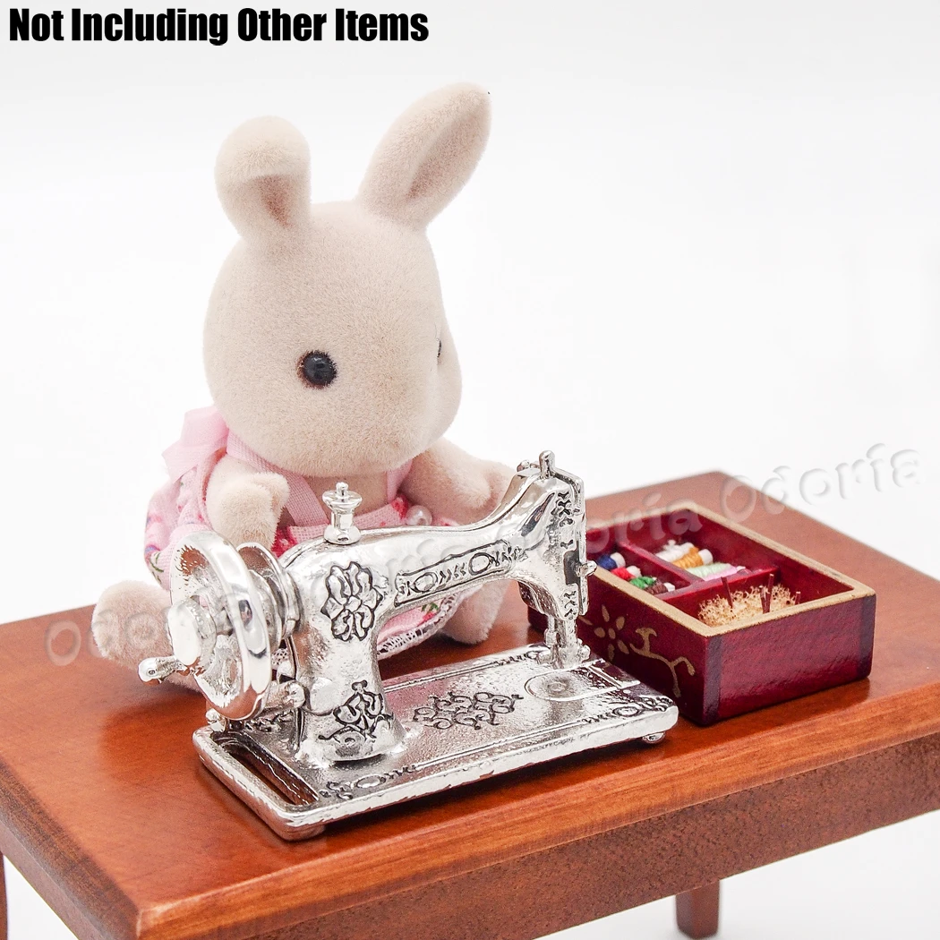 Odoria 1:12 миниатюрная винтажная Серебряная швейная машина кукольный домик аксессуары для украшения