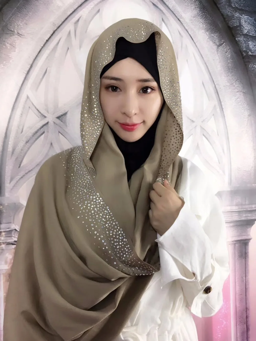Горячее бурение камни бусины мусульманский хиджаб шарф платок головной убор простые цвета